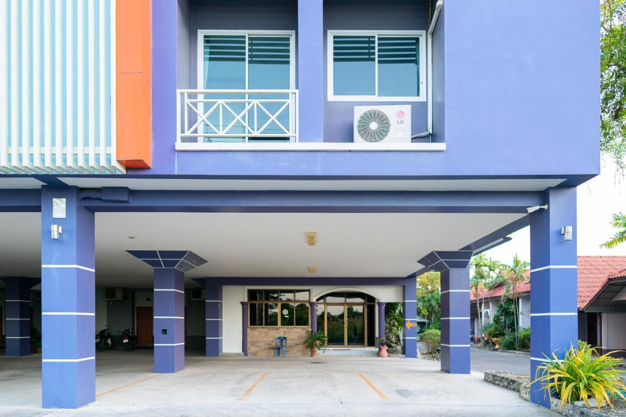 Thungtawan Hotel Nakhon Si Thammarat Exterior photo